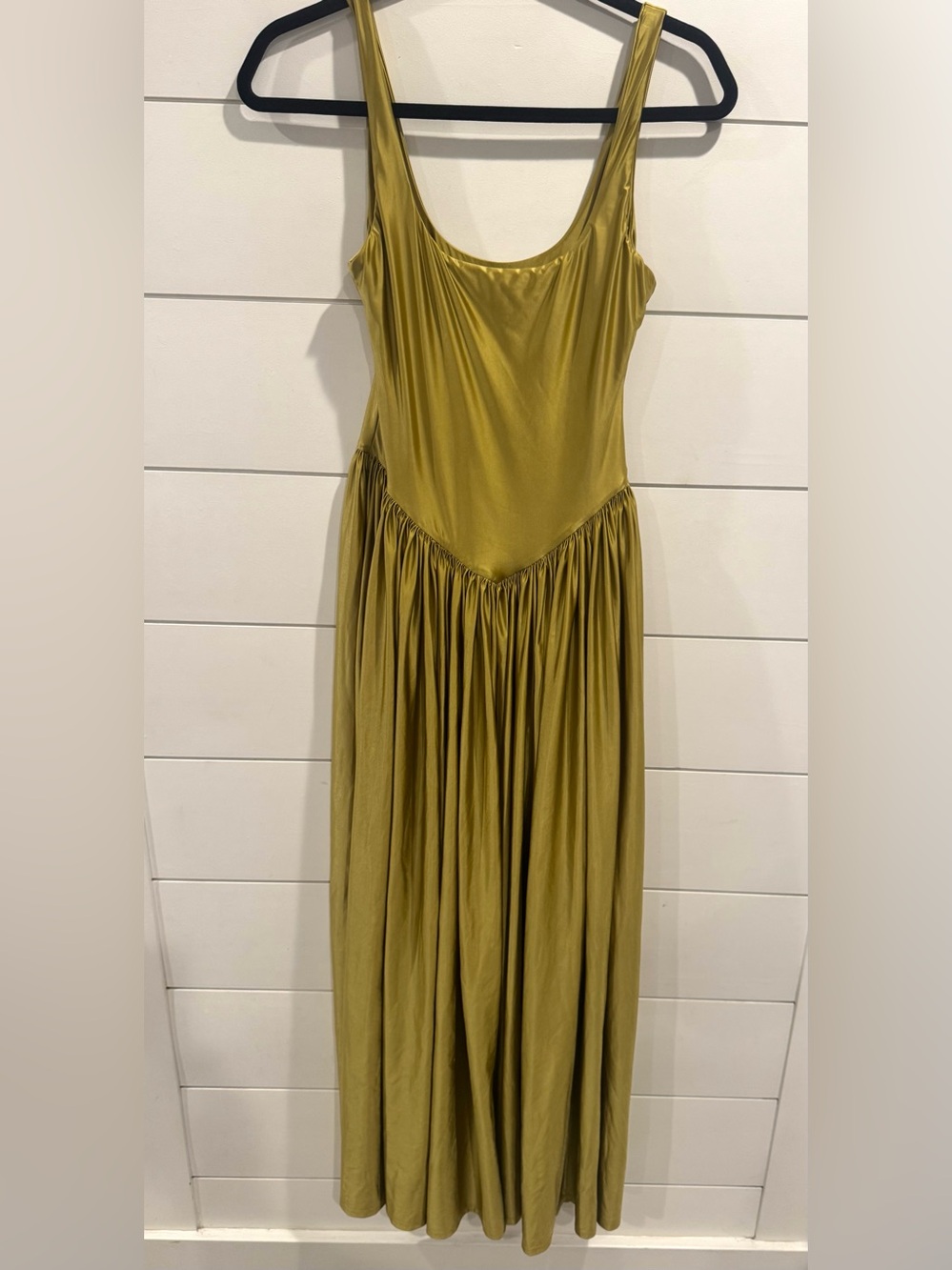 Delfi Collective Olive green Oriana satin basque waist maxi dress - Picture 5 of 10